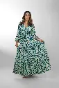 vestido-maxi-seda-estampado-cebra-azul-verde-manga-campana c.webp