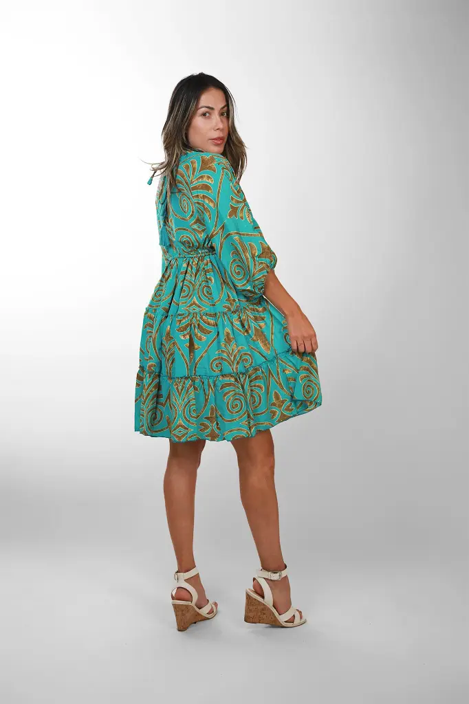 vestido-corto-seda-talla-unica-tropical-hojas-verde-tirantes-volantes-hindu-2.webp