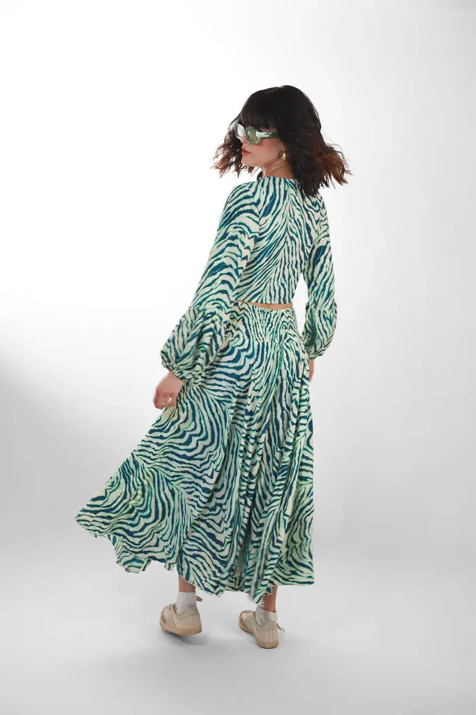 38 imgi_37_104C.webp