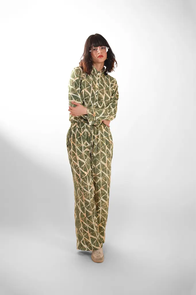 67 imgi_104_SET121-4.webp