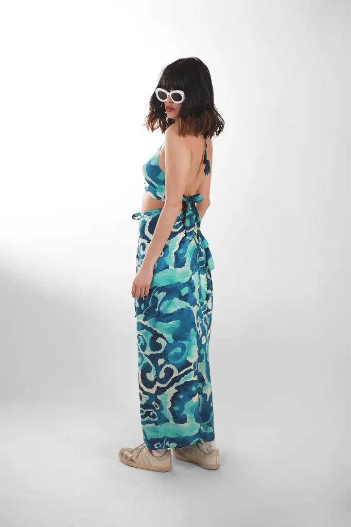 98 imgi_130_133B.webp