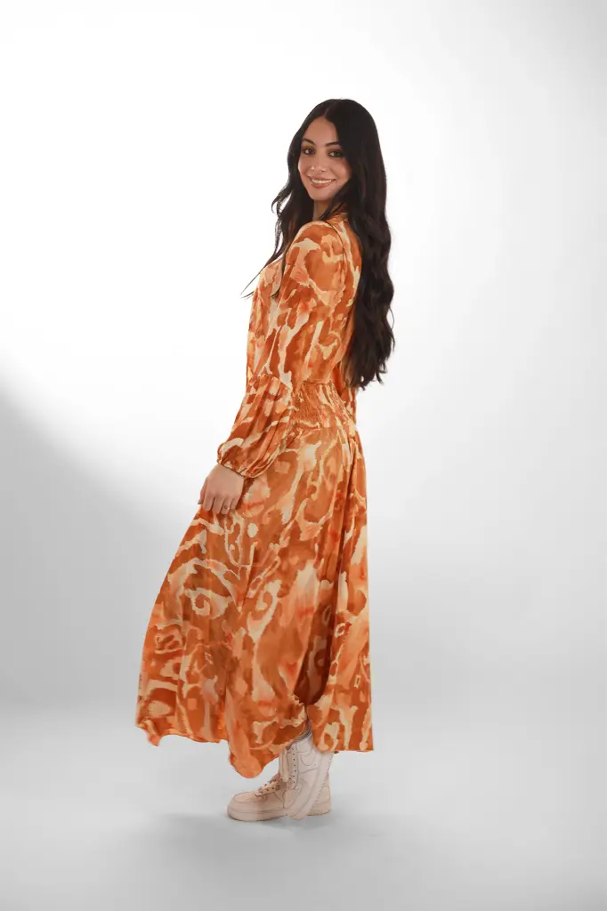 18 imgi_129_99C.webp