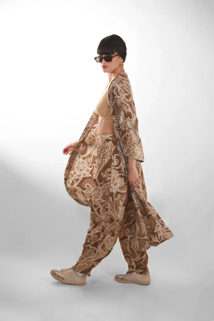 72 imgi_100_95B.webp