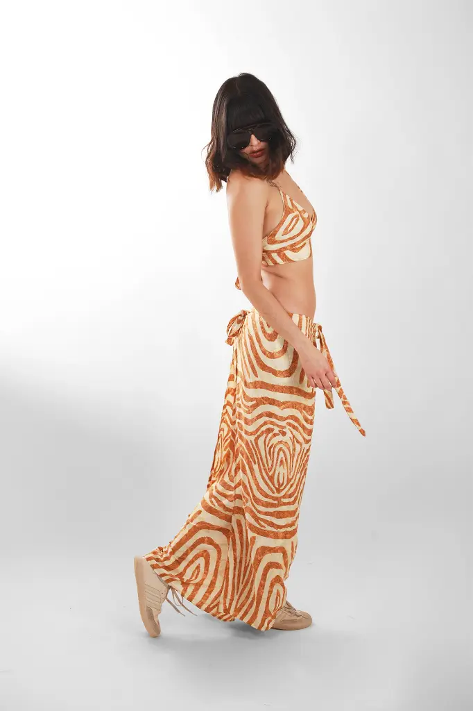 105 imgi_118_135C.webp