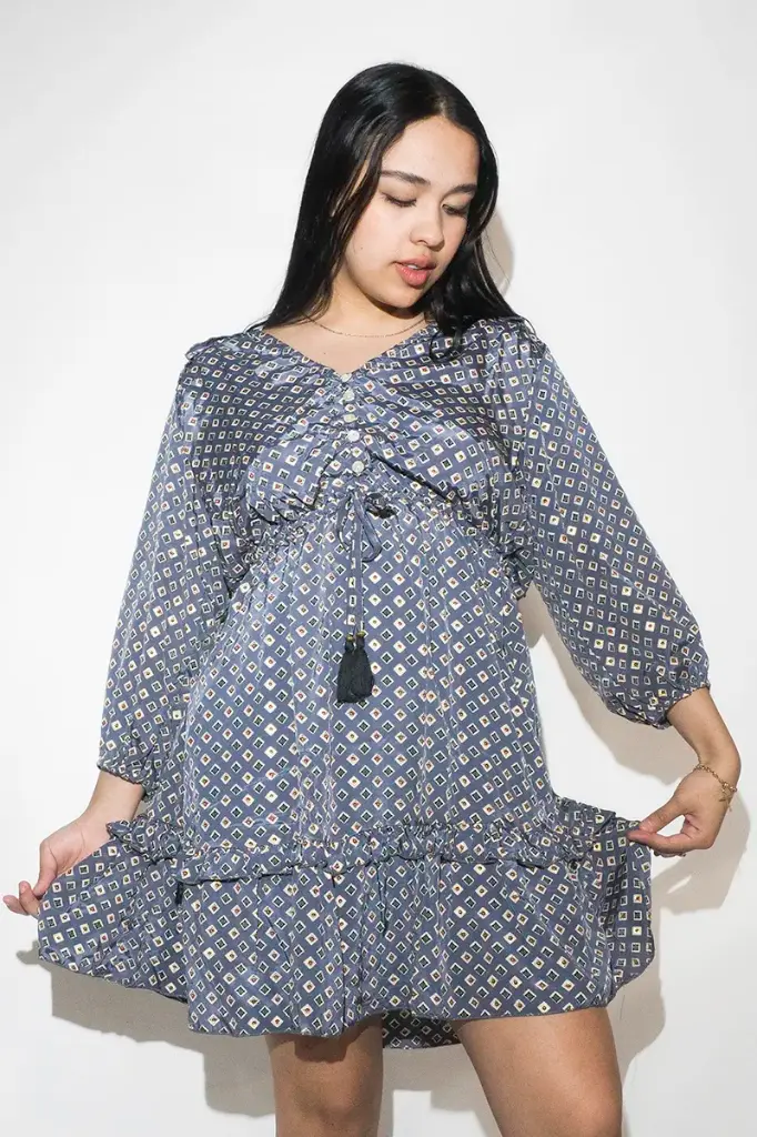 Vestido Corto de Seda