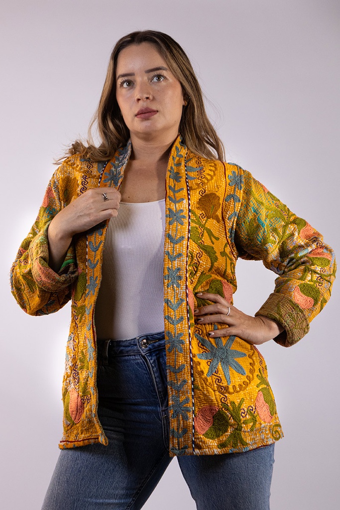 Chaqueta Corta Bordada