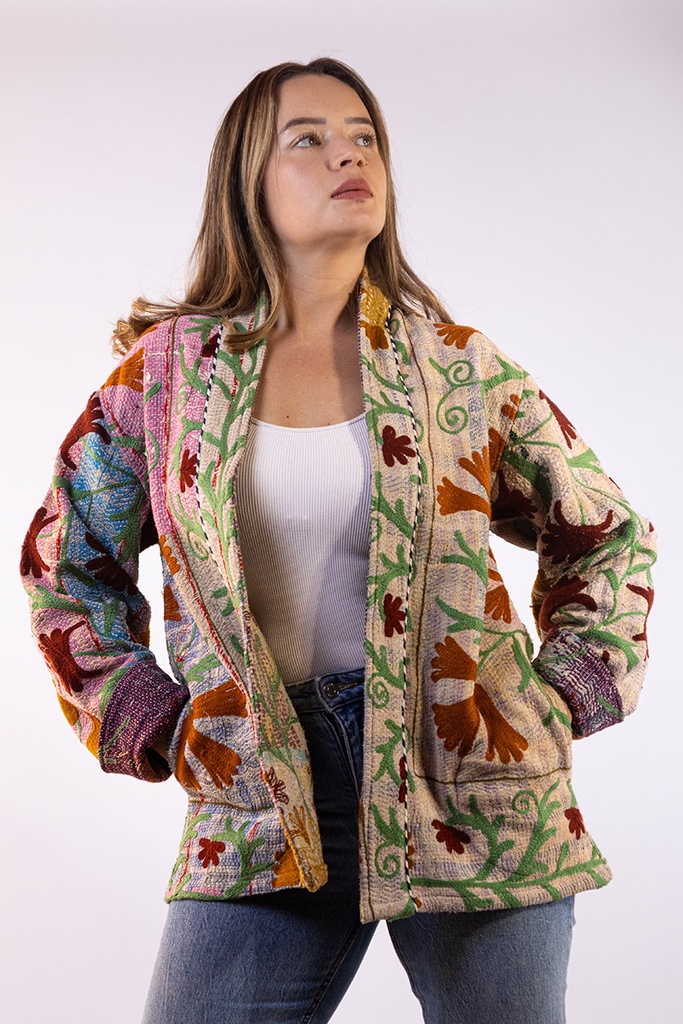 Chaqueta Corta Bordada