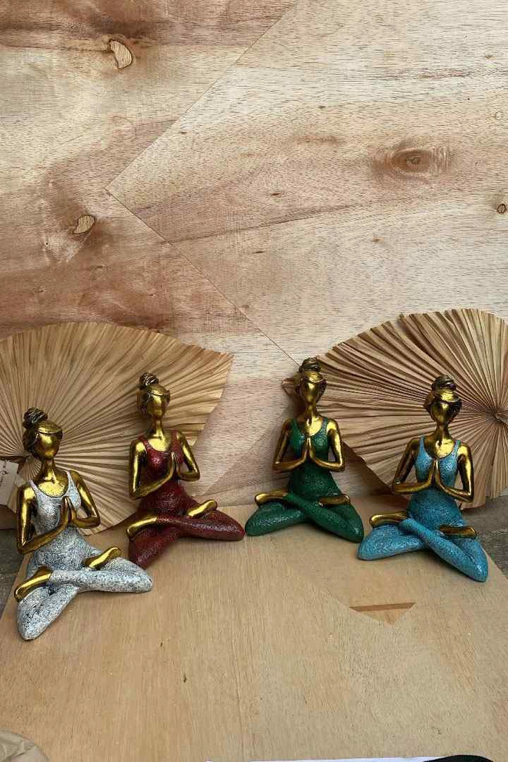 [BAGUS04] Yoga
