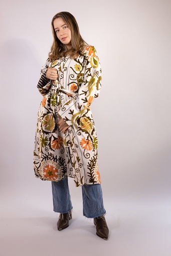 [CH08-2] Chaqueta Larga Bordada